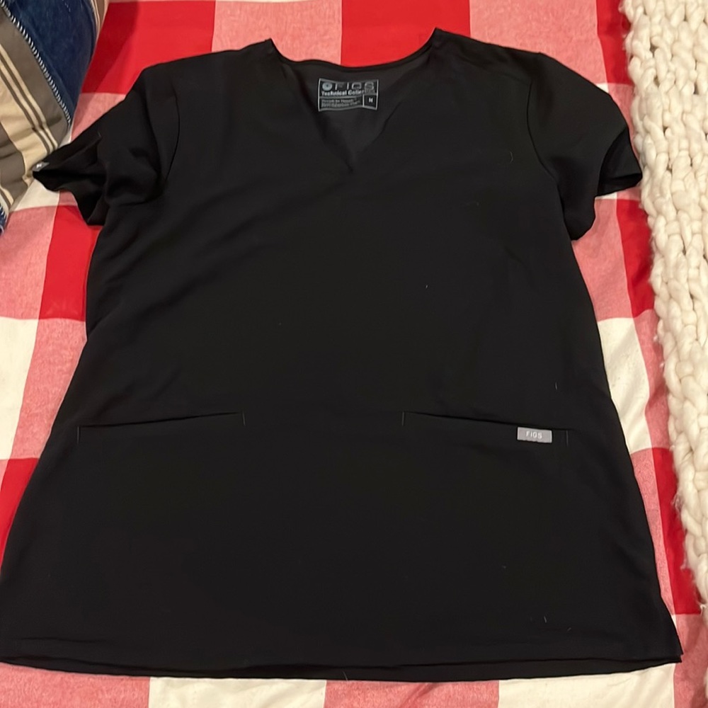 Figs black scrub top